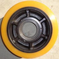 午夜精品影院膠輪2